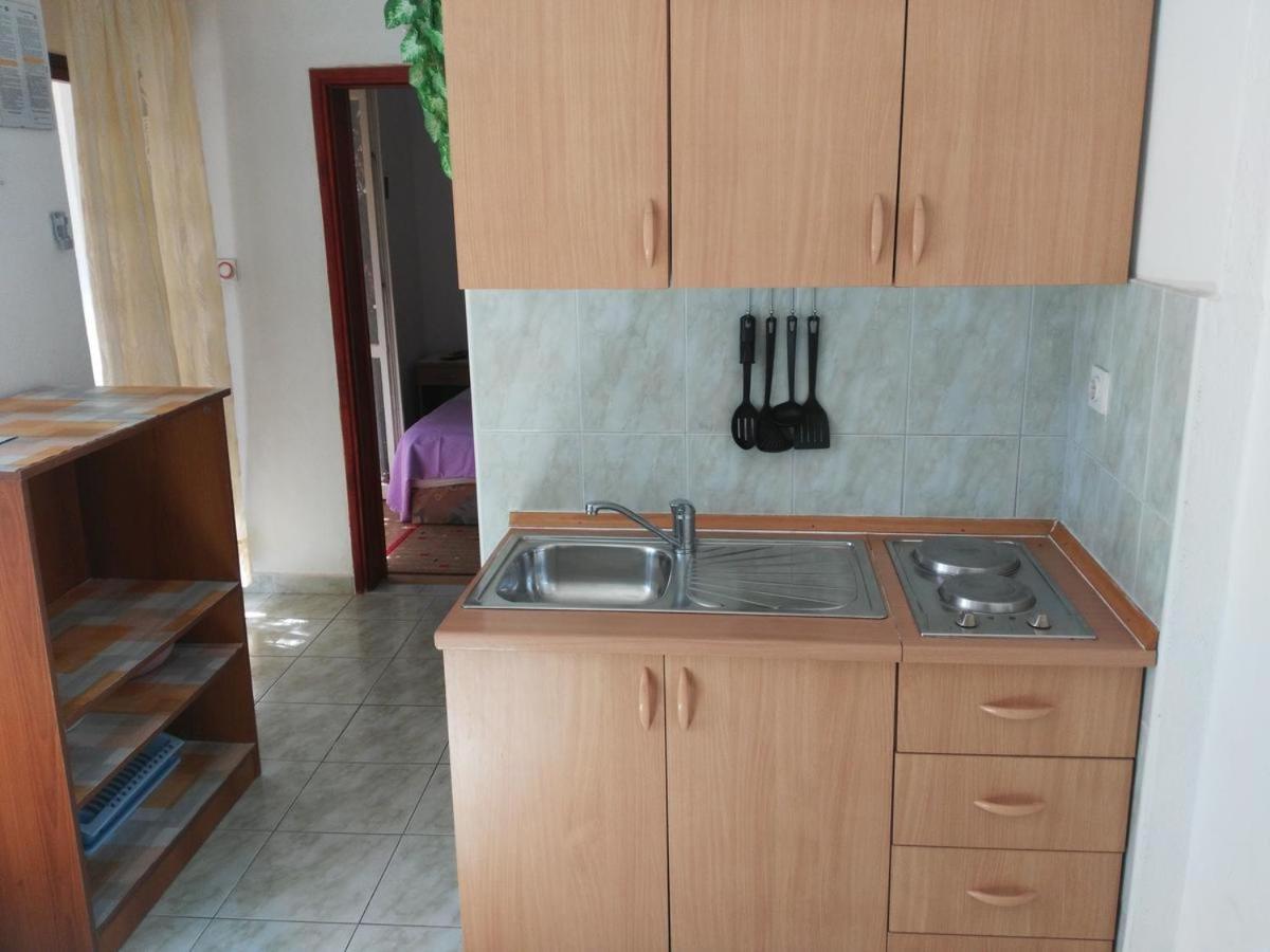 Apartmani Karuza Новалья Экстерьер фото