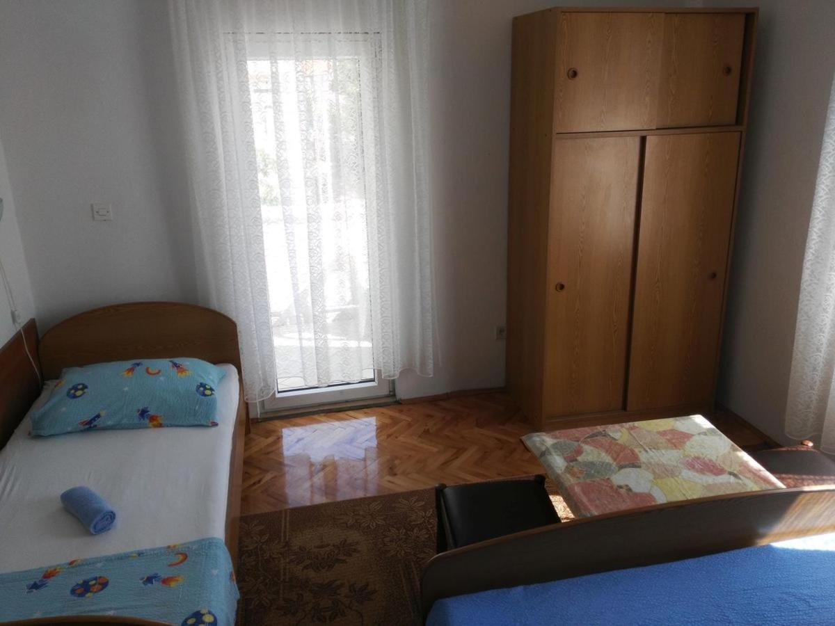Apartmani Karuza Новалья Экстерьер фото