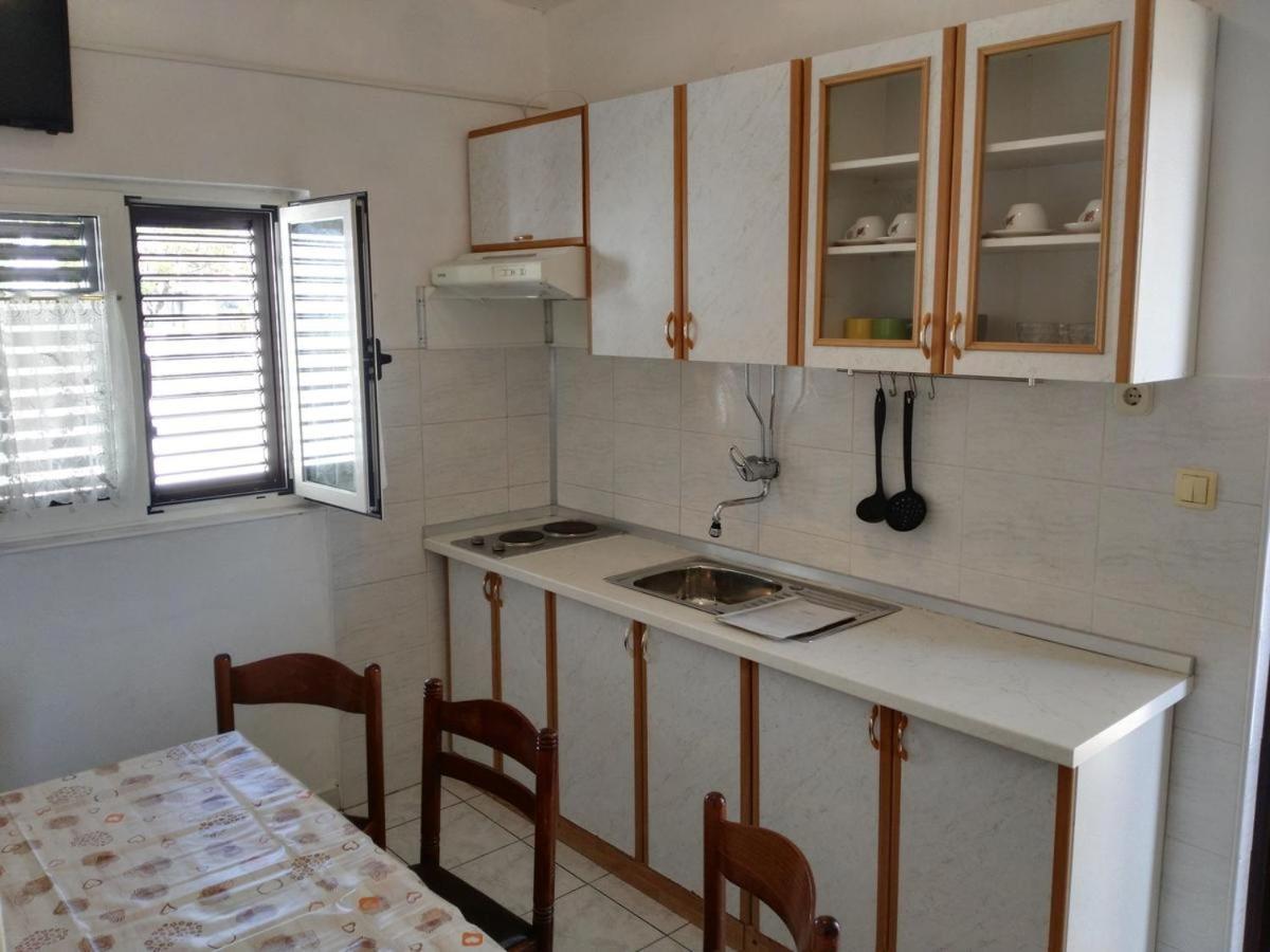 Apartmani Karuza Новалья Экстерьер фото